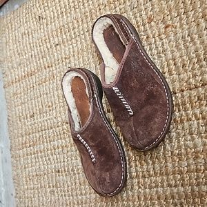 F) UGG mules